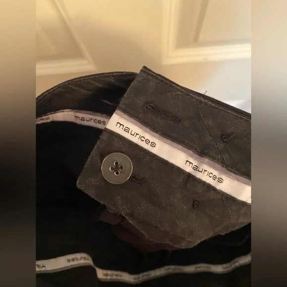 Maurices Black Boot Cut Pant -EUC - Picture 5 of 5